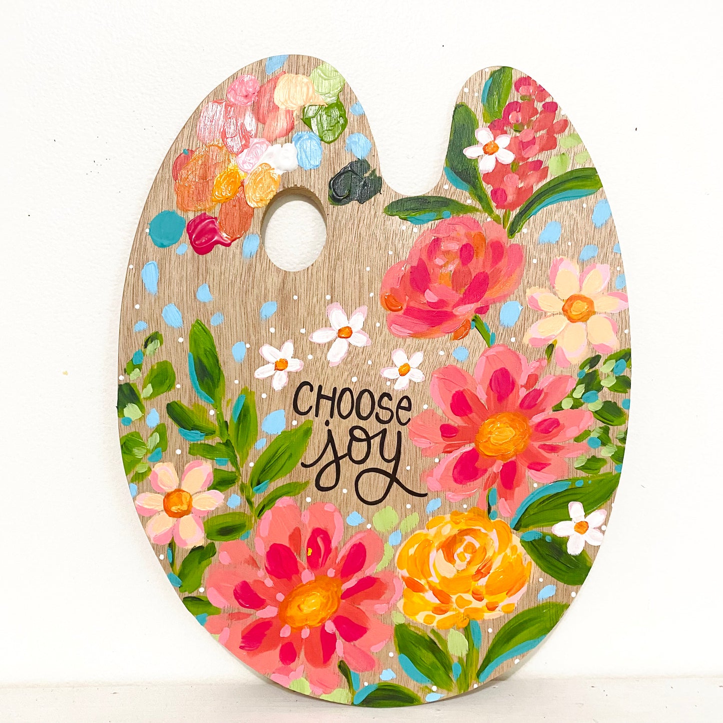 August 2022 Daily Paint Palette Painting Day 14 - Choose Joy Floral