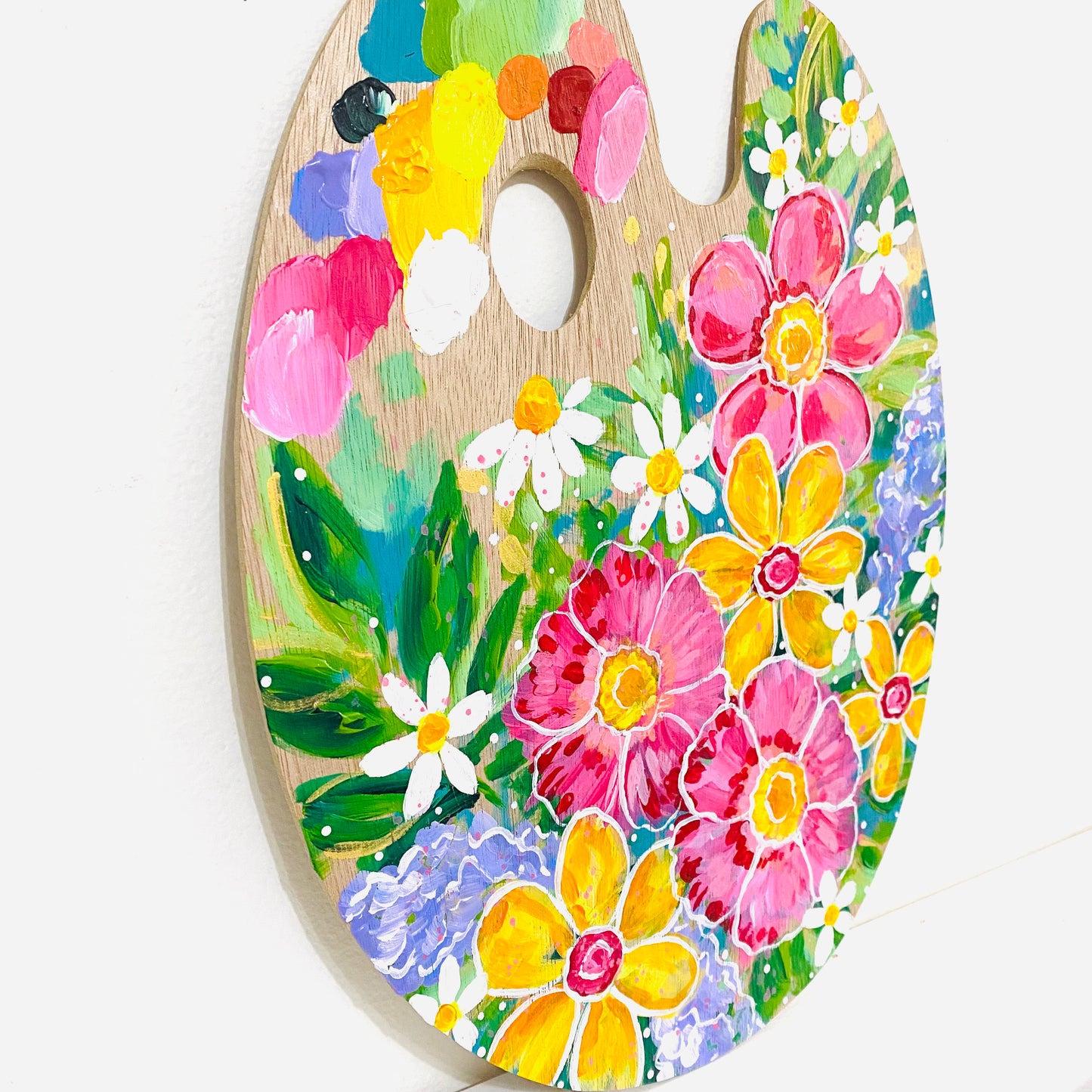 August 2022 Daily Paint Palette Painting Day 24 - Floral Abstract