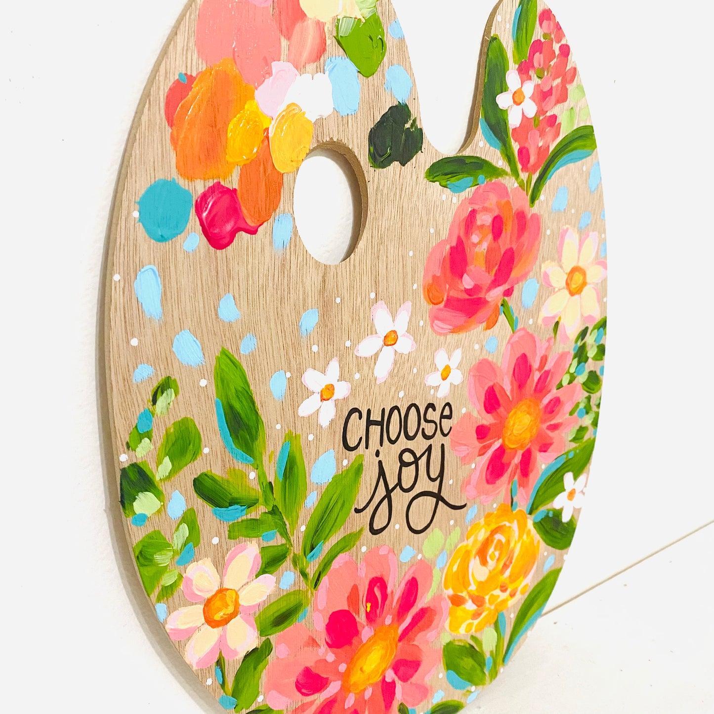August 2022 Daily Paint Palette Painting Day 14 - Choose Joy Floral