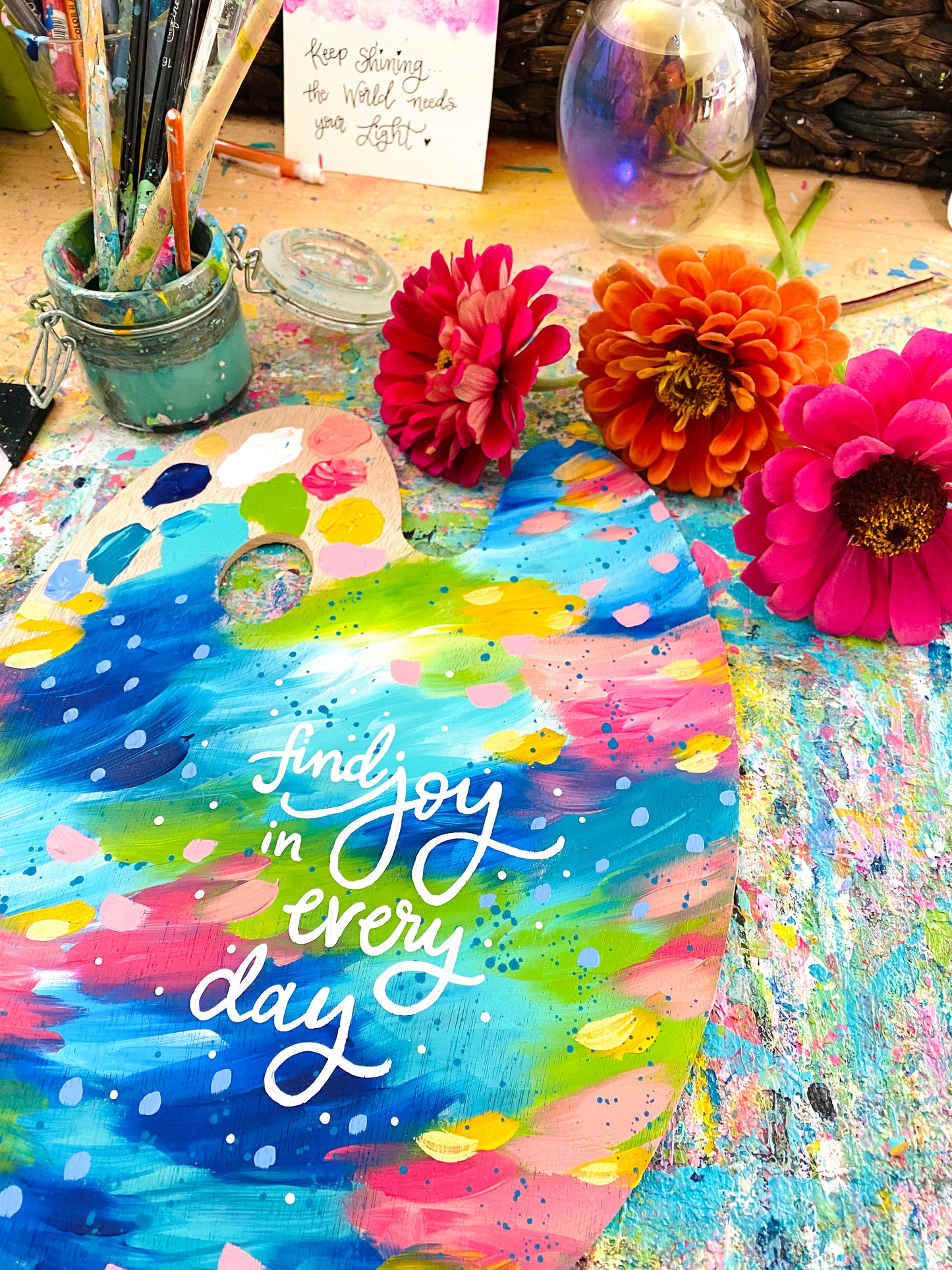 August 2022 Daily Paint Palette Painting Day 25 - Joy Abstract