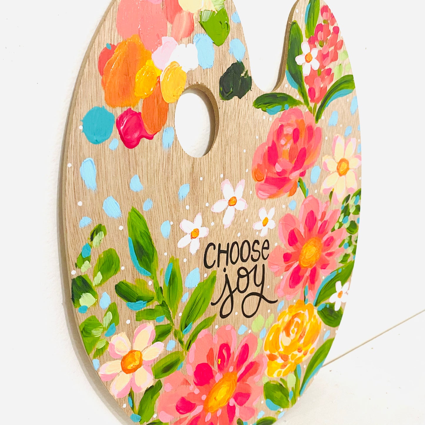 August 2022 Daily Paint Palette Painting Day 14 - Choose Joy Floral
